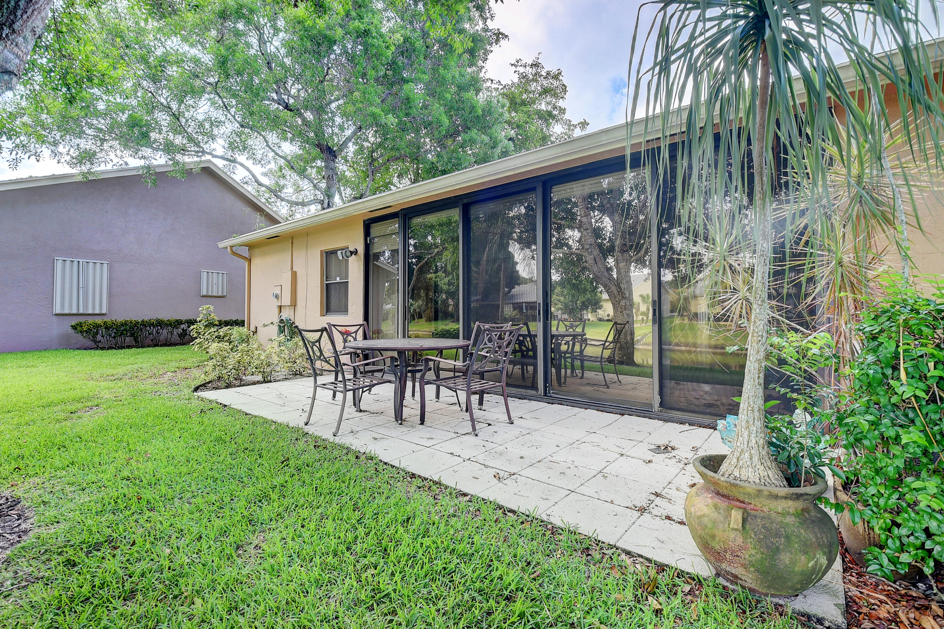 10952 Lake Front Place Boca Raton, FL 33498 - Photo 27 of 42 27_dsc_9517_18_19_20_21