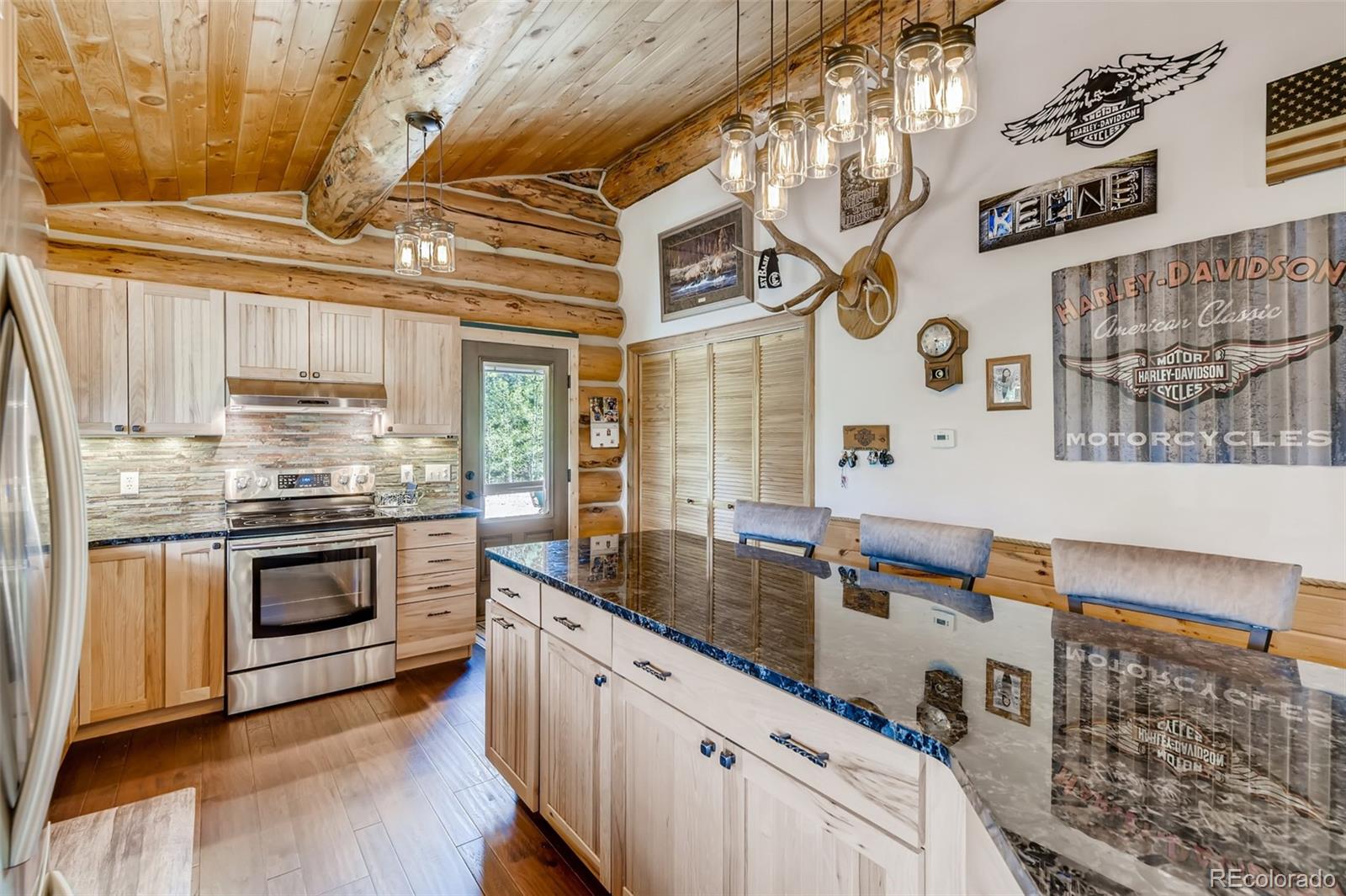 122 Spring Valley Bailey, CO 80421 - Photo 8 of 38 Gallery Image 8
