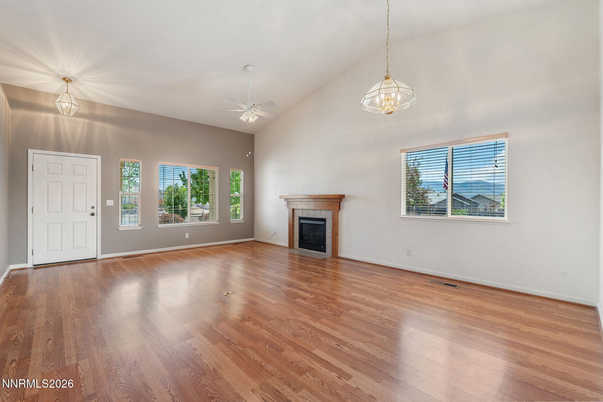 4029 Little Valley Road Reno, NV 89508 - Photo 6 of 39 6-web-or-mls-DSC05915