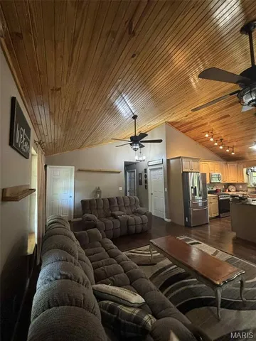 $574,999 | 13085 East State Highway, Cadet, MO 63630