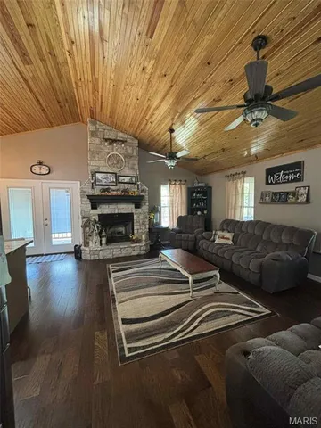 $574,999 | 13085 East State Highway, Cadet, MO 63630