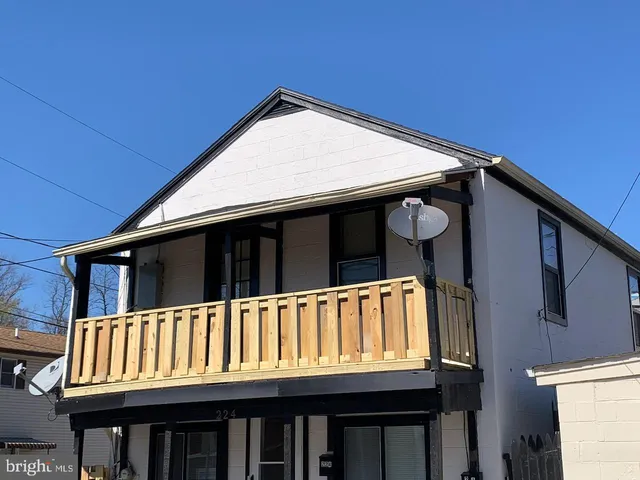 $1,450 | 224 1/2 Kern Street, Unit 224, Winchester, VA 22601