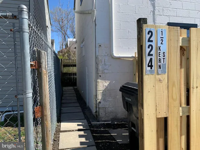 $1,450 | 224 1/2 Kern Street, Unit 224, Winchester, VA 22601