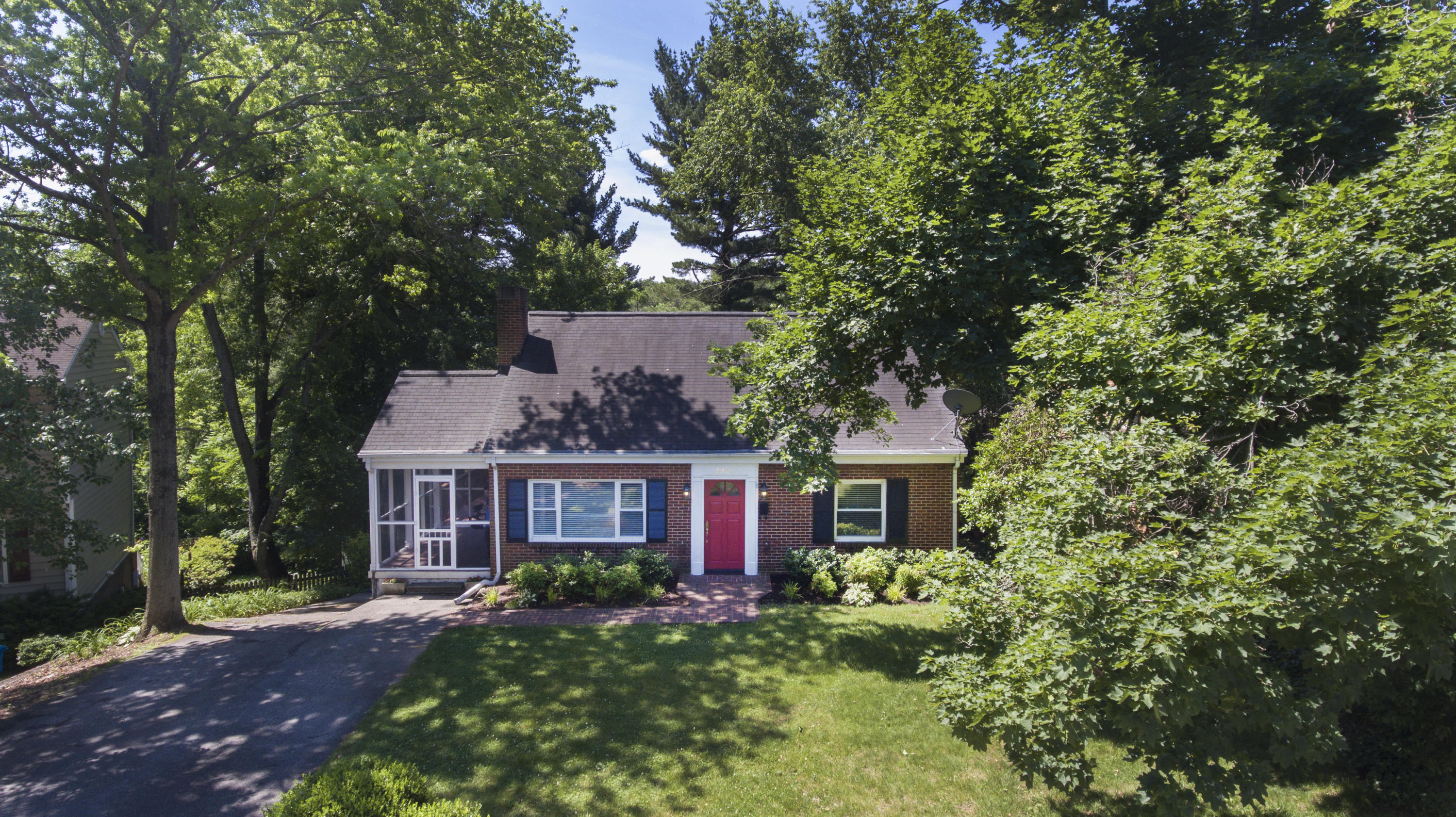 2306 Mt Vernon Road Southwest Roanoke, VA 24015 - Photo 33 of 41 drone-2