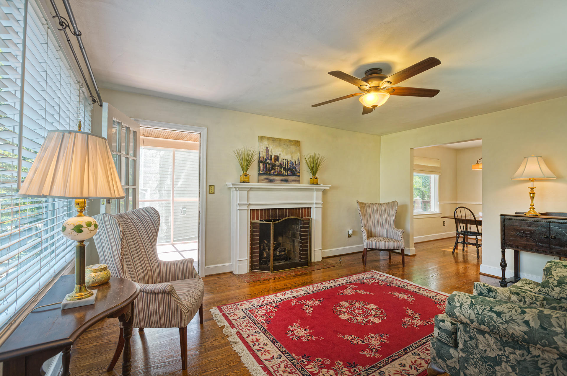 2306 Mt Vernon Road Southwest Roanoke, VA 24015 - Photo 7 of 41 6