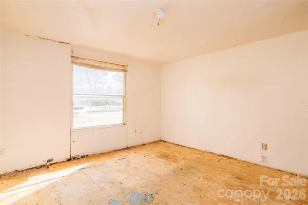 $34,950 | 682 Grant Drive, Roanoke Rapids, NC 27870