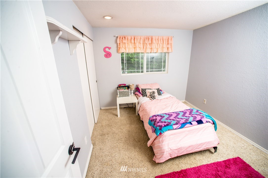 323 167th Place Southeast Bothell, WA 98012 - Photo 13 of 20 Gallery Image 13