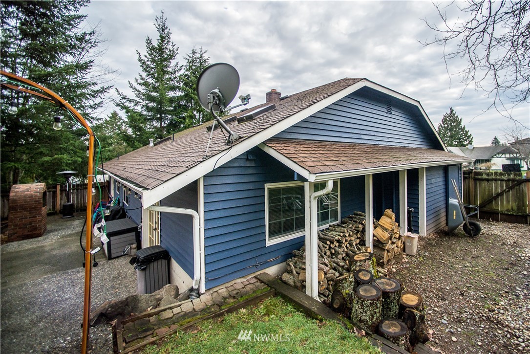 323 167th Place Southeast Bothell, WA 98012 - Photo 18 of 20 Gallery Image 18