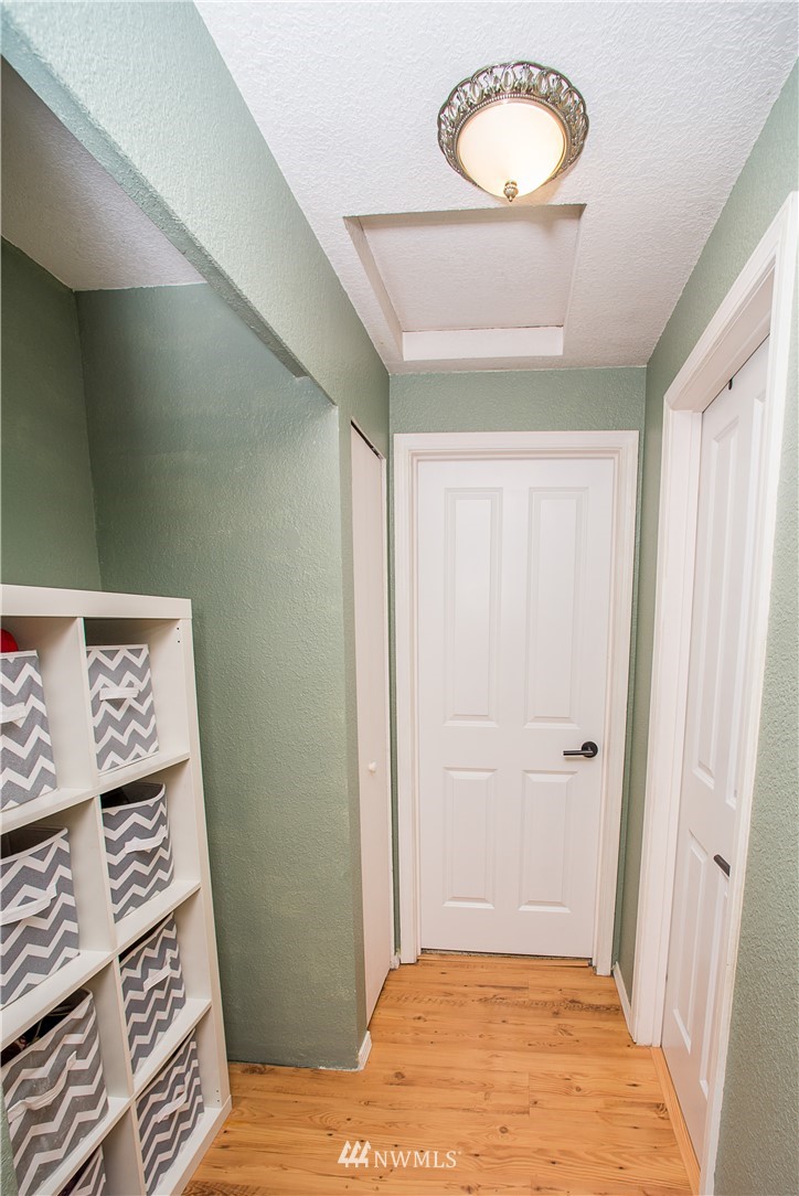 323 167th Place Southeast Bothell, WA 98012 - Photo 3 of 20 Gallery Image 3