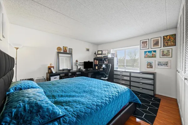 $1,975 | 3223 West Parkway Drive, Unit 3A, Northbrook, IL 60062