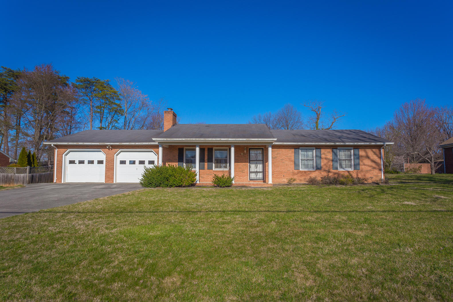 1710 Deyerle Road Southwest Roanoke, VA 24018 - Photo 3 of 27 IMG_6800 - Copy