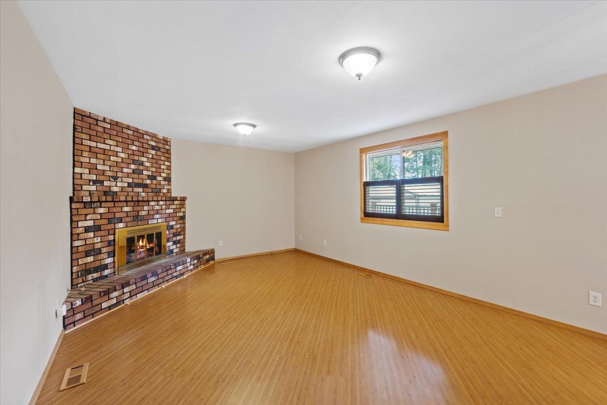 4705 South Skipworth Road Spokane Valley, WA 99206 - Photo 4 of 23 Gallery Image 4