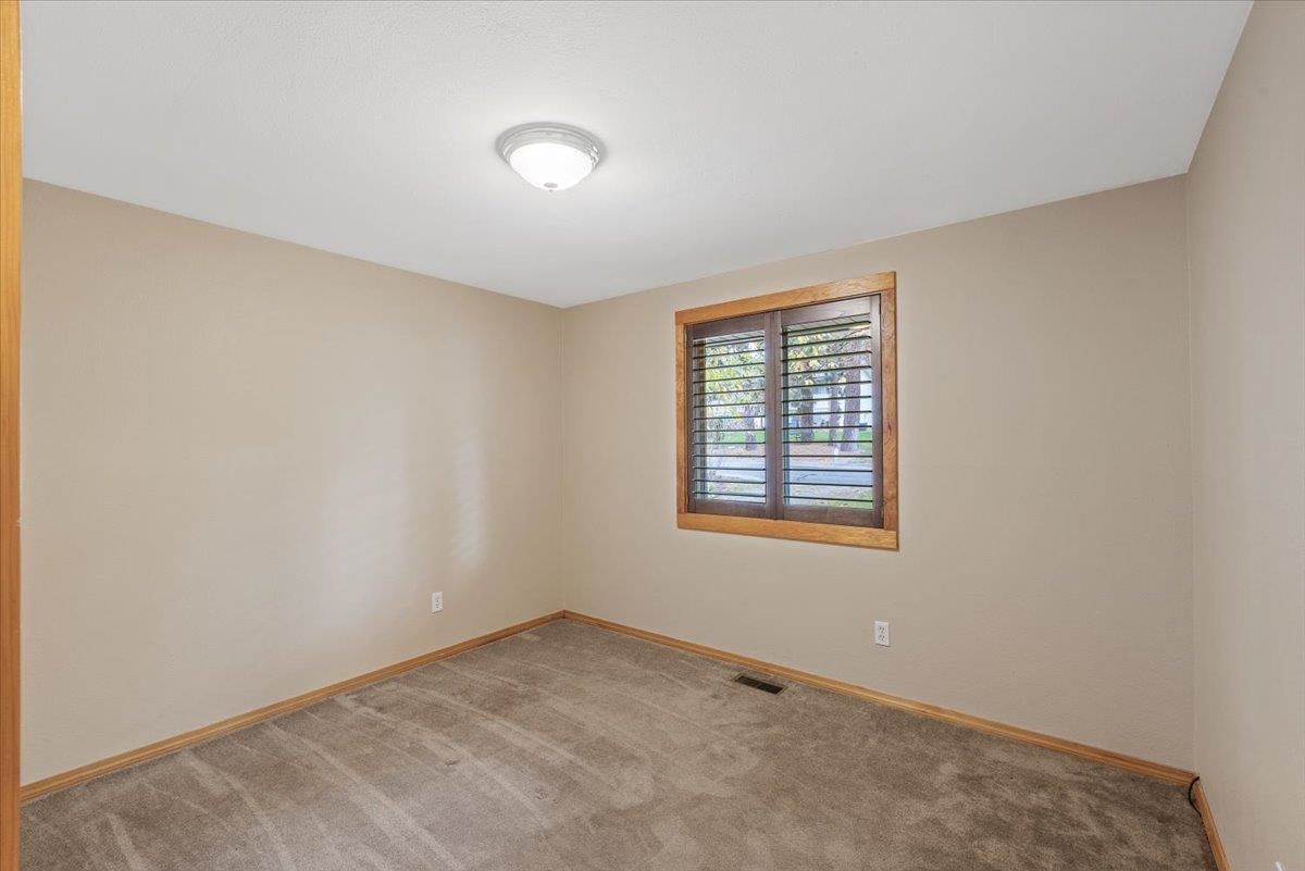 4705 South Skipworth Road Spokane Valley, WA 99206 - Photo 10 of 23 Gallery Image 10