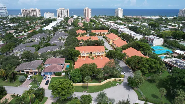 $495,000 | 2121 South Ocean Boulevard, Unit 804, Lauderdale-by-the-Sea, FL 33062