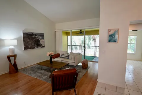 $545,000 | 2121 South Ocean Boulevard, Unit 804, Lauderdale-by-the-Sea, FL 33062