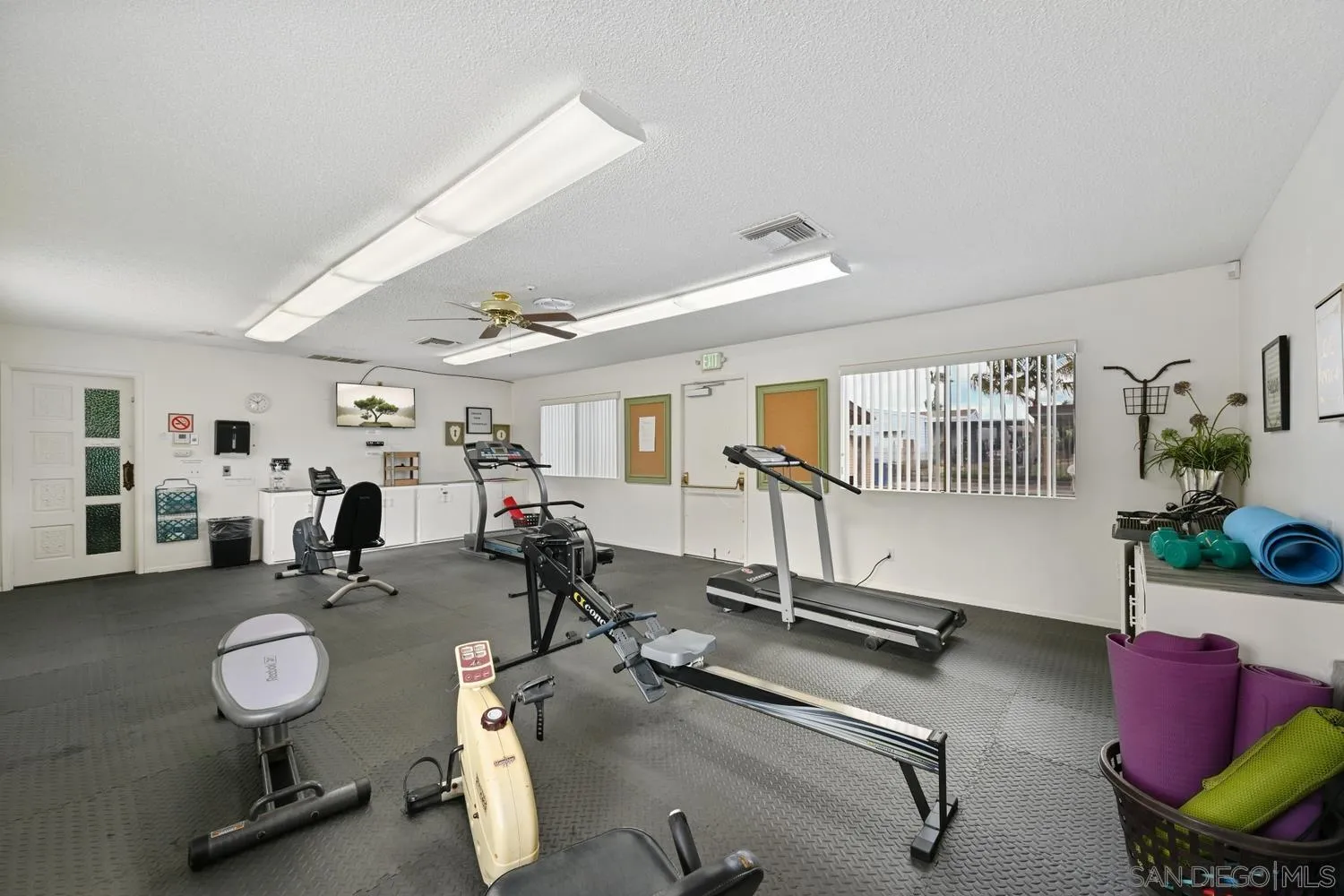 1195 La Moree Road, Unit 34 San Marcos, CA 92078 - Photo 20 of 23