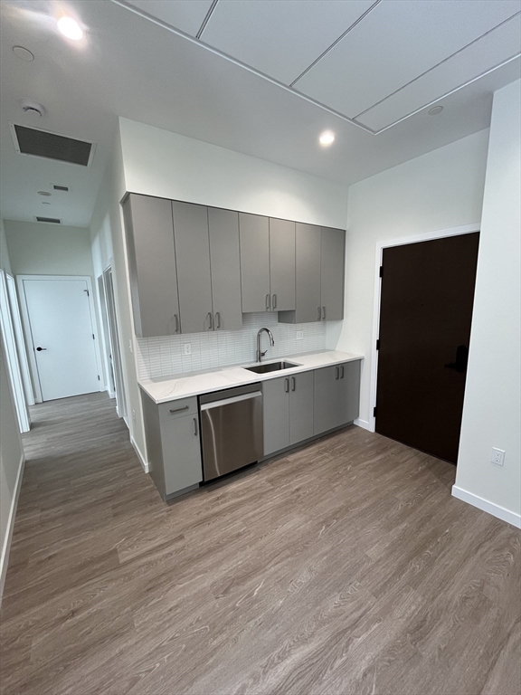 47 Winter Street, Unit 202 Boston, MA 02108 - Photo 2 of 16