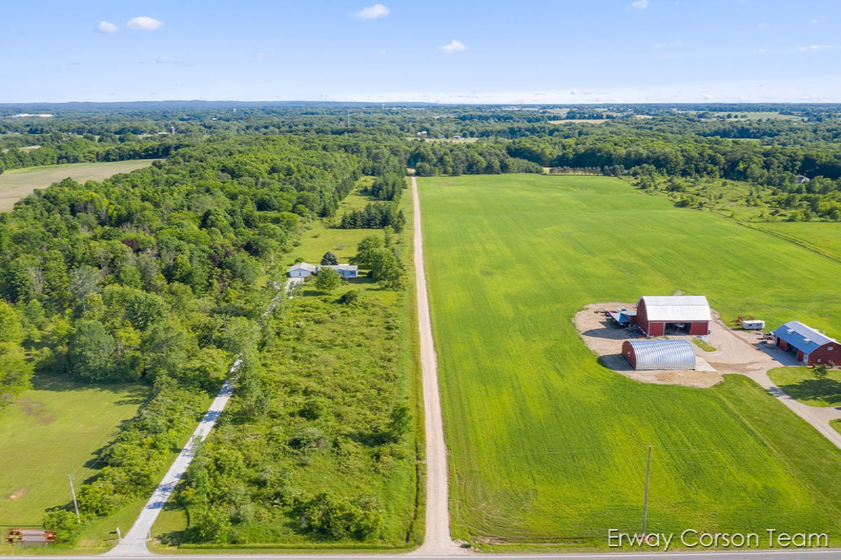 10229 Parmalee Road Middleville, MI 49333 - Photo 50 of 65 IMG_1007
