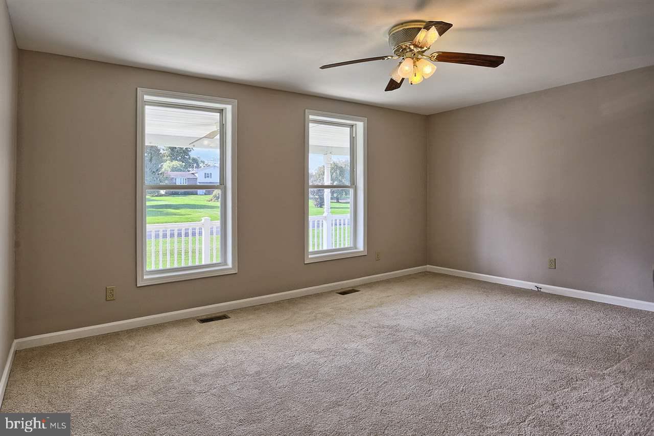 1334 Zimmerman Road Carlisle, PA 17015 - Photo 8 of 25 Gallery Image 8
