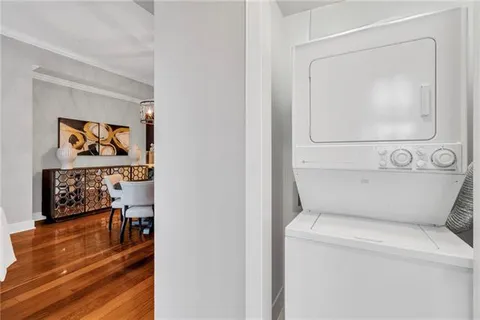 $410,000 | 700 South Peters Street, Unit 406, New Orleans, LA 70130