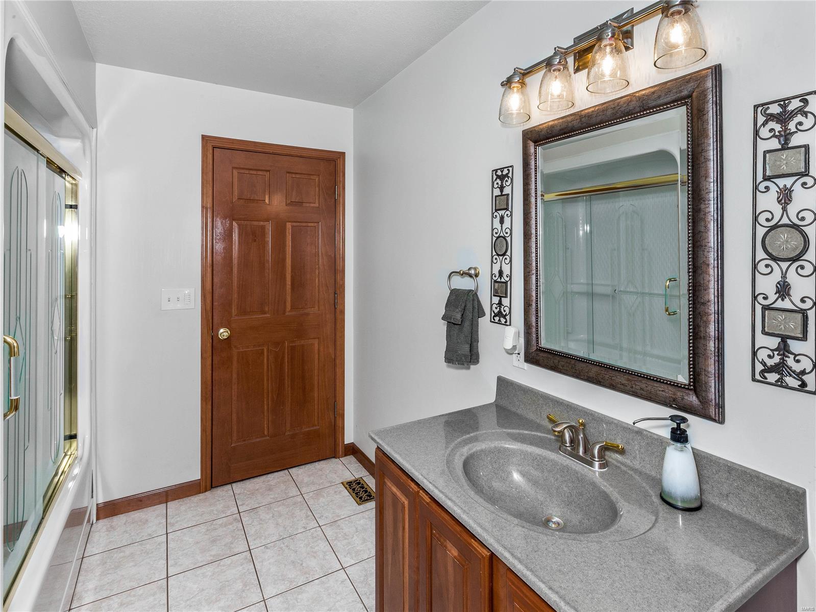 10758 Pocahontas Road Marine, IL 62061 - Photo 24 of 44