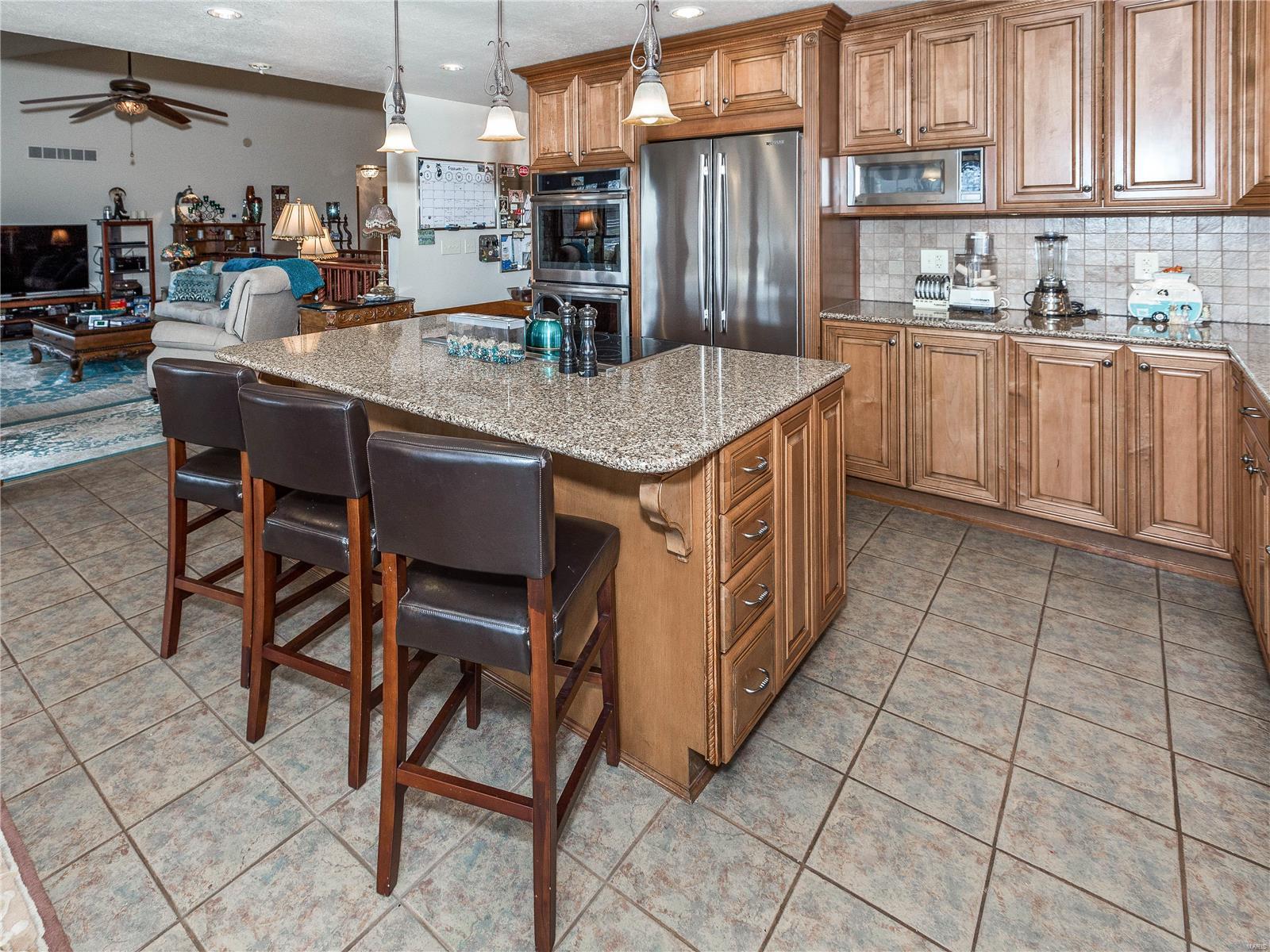 10758 Pocahontas Road Marine, IL 62061 - Photo 7 of 44
