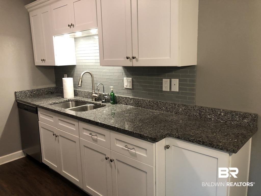 3655 Old Shell Road, Unit 125 Mobile, AL 36608 - Photo 27 of 37