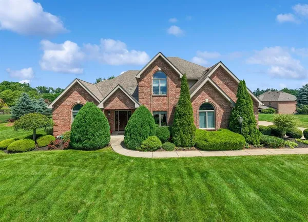 $829,000 | 103 Fox Run Drive, Venetia, PA 15367