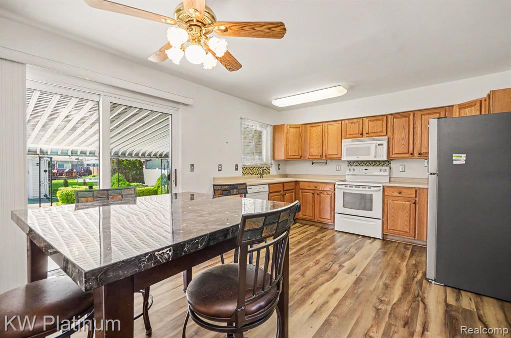 13646 Edwin Court Warren, MI 48088 - Photo 11 of 23