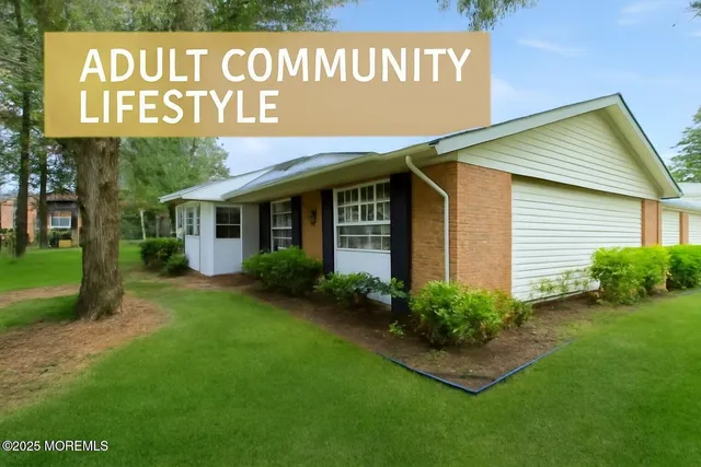 $218,000 | 59 B Cambridge Circle, Manchester Township, NJ 08759