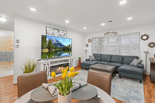 $218,000 | 59 B Cambridge Circle, Manchester Township, NJ 08759