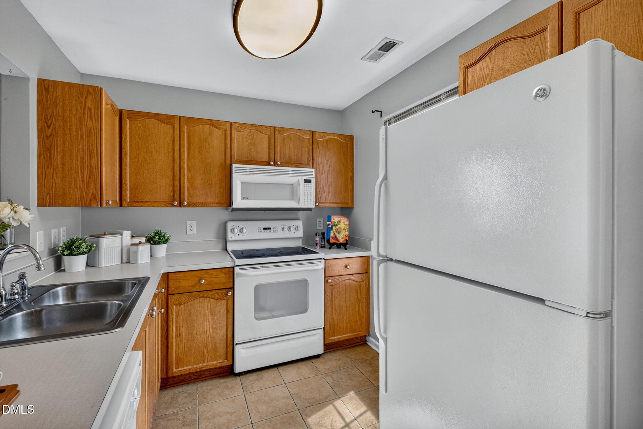 2425 Bay Harbor Drive Raleigh, NC 27604 - Photo 18 of 35 17-web-or-mls-2425 Bay Harbor Dr - 17