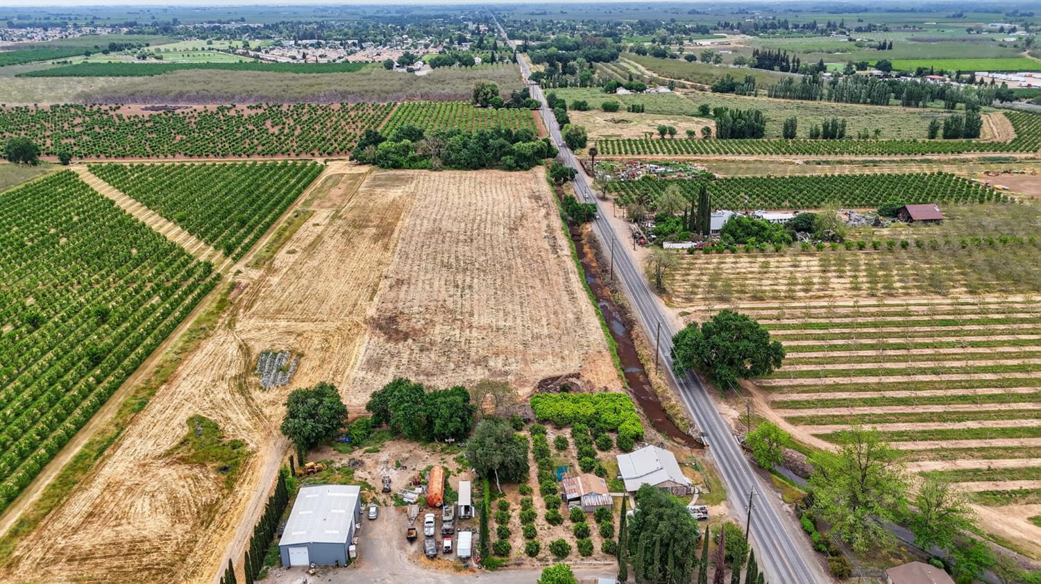 8066 Larkin Road Live Oak, CA 95953 - Photo 2 of 39