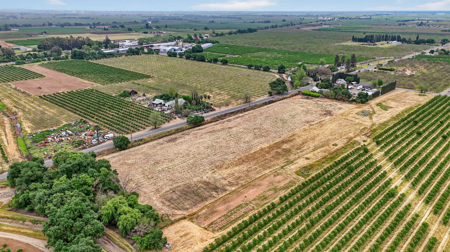 8066 Larkin Road Live Oak, CA 95953 - Photo 7 of 39