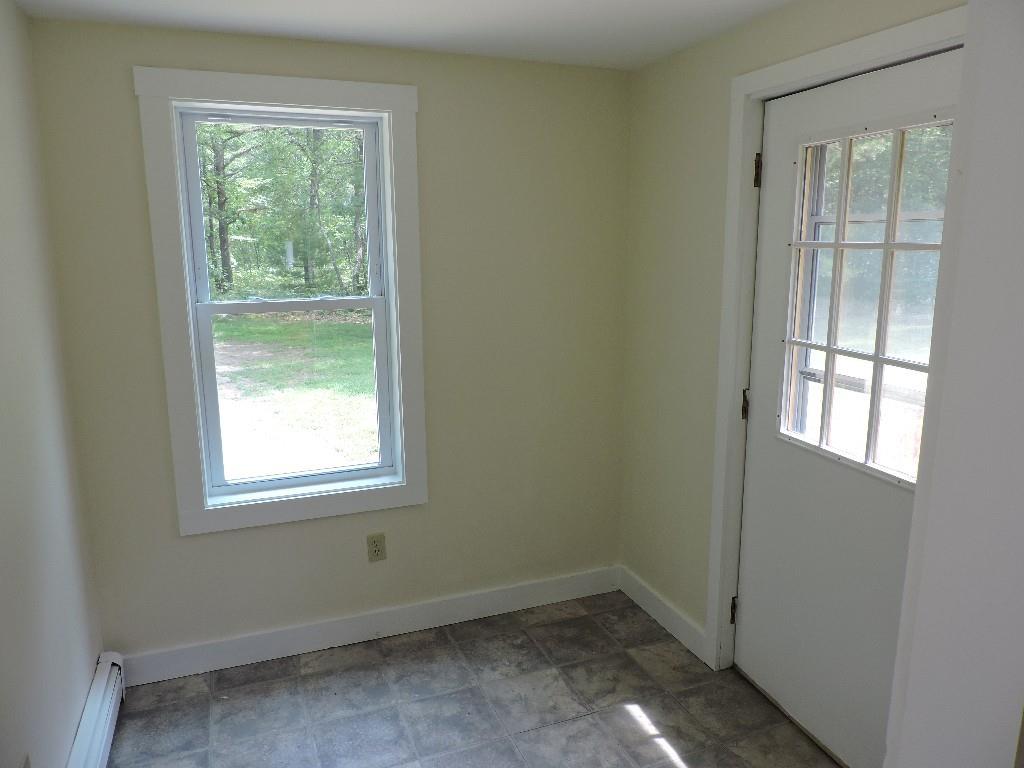 44 Middle Road Kennebunk, ME 04043 - Photo 10 of 23 Photo