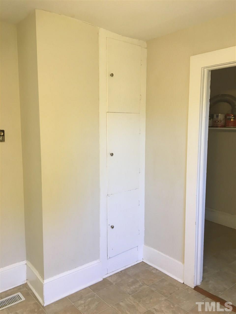 1228 North Raleigh Street Angier, NC 27501 - Photo 5 of 9 Gallery Image 5