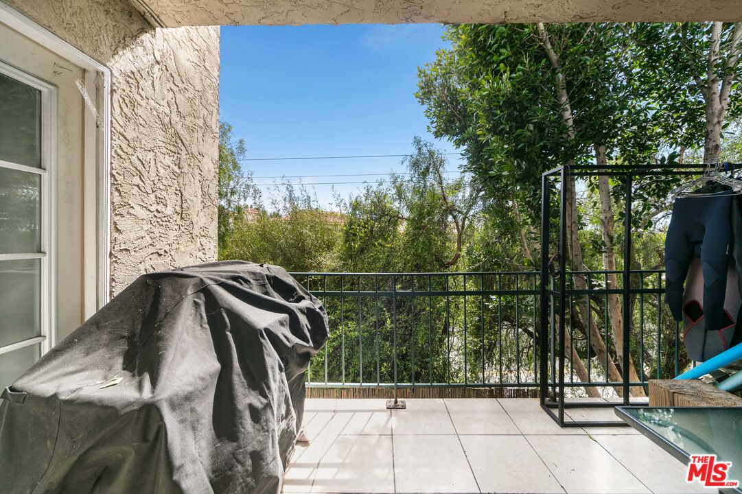 6481 Kanan Dume Road Malibu, CA 90265 - Photo 10 of 27