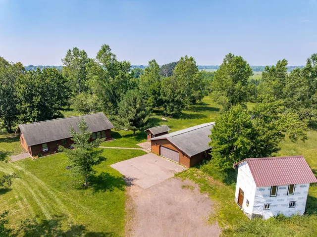 $389,900 | 6624 East Mud Lake Road, Wright, MN 55798