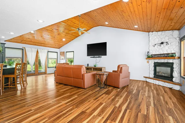 $389,900 | 6624 East Mud Lake Road, Wright, MN 55798