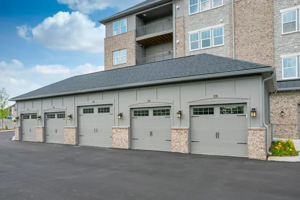 $449,900 | 141 Saundersville Road, Unit 1402, Hendersonville, TN 37075