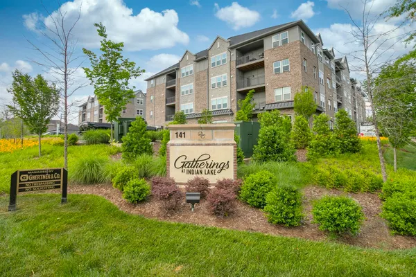 $449,900 | 141 Saundersville Road, Unit 1402, Hendersonville, TN 37075