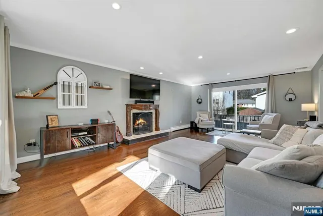 $1,599,000 | 66 Elm Street, Englewood Cliffs, NJ 07632