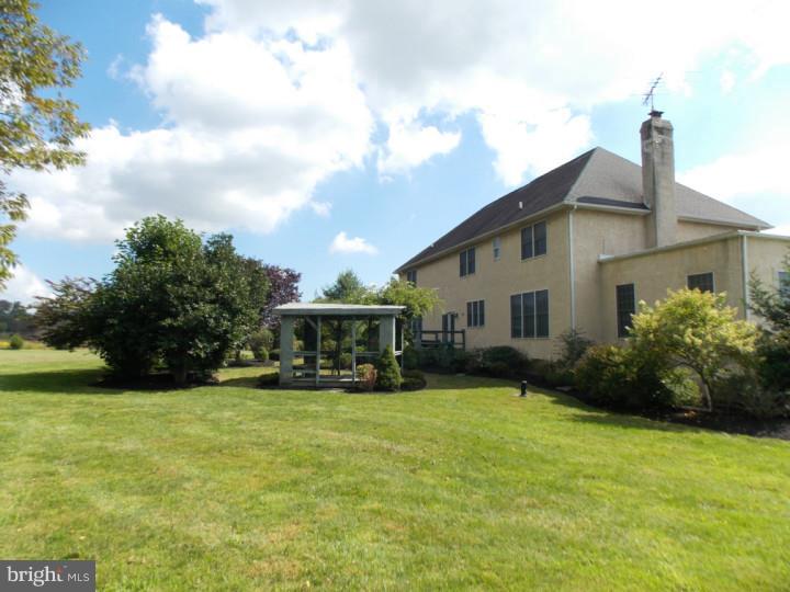 5371 North Branch Road Doylestown, PA 18902 - Photo 2 of 21 Gallery Image 2