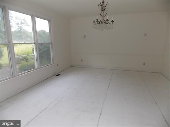 5371 North Branch Road Doylestown, PA 18902 - Photo 10 of 21 Dining Room