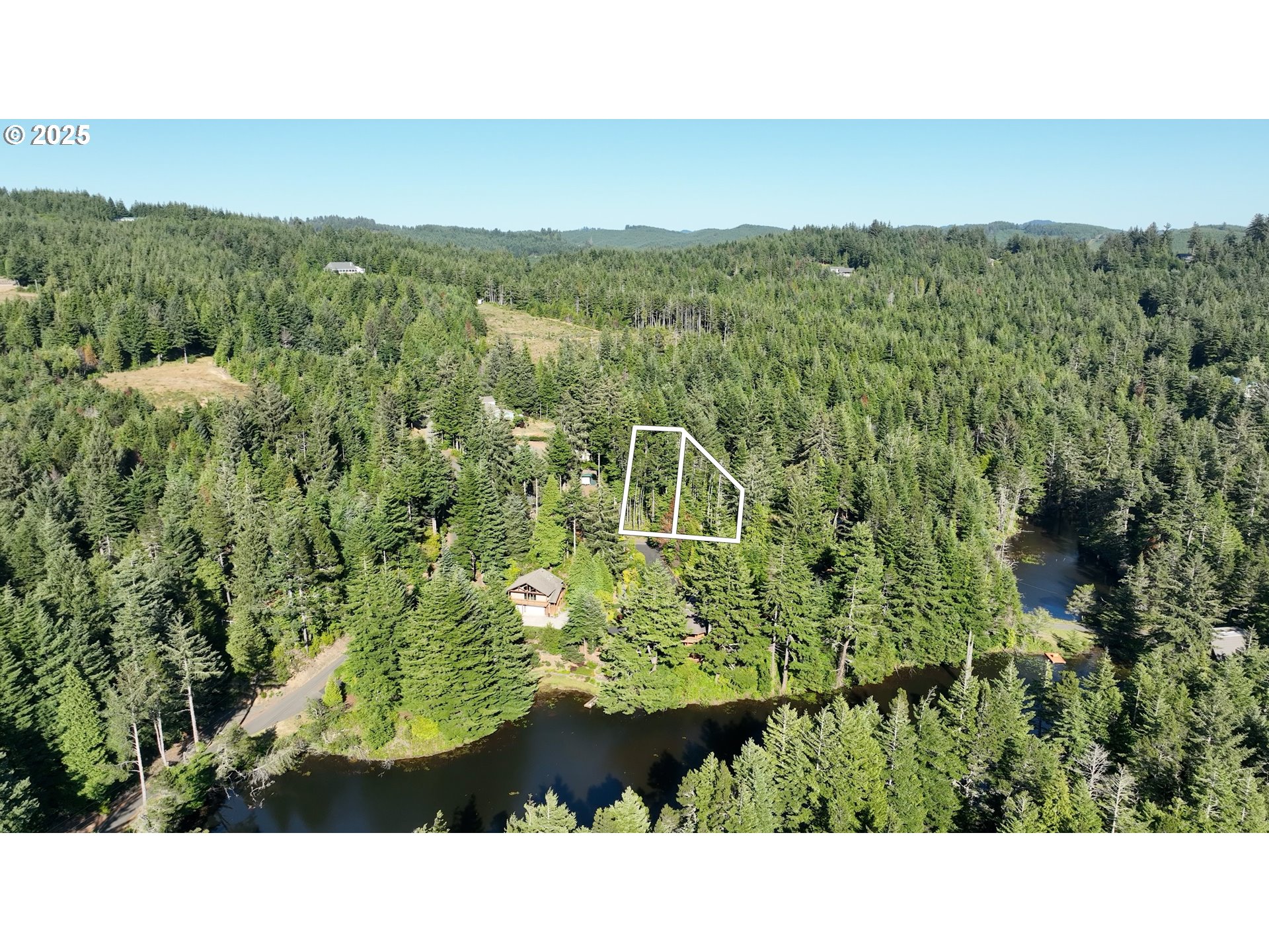 69175 Sharp Road North Bend, OR 97459 - Photo 4 of 26