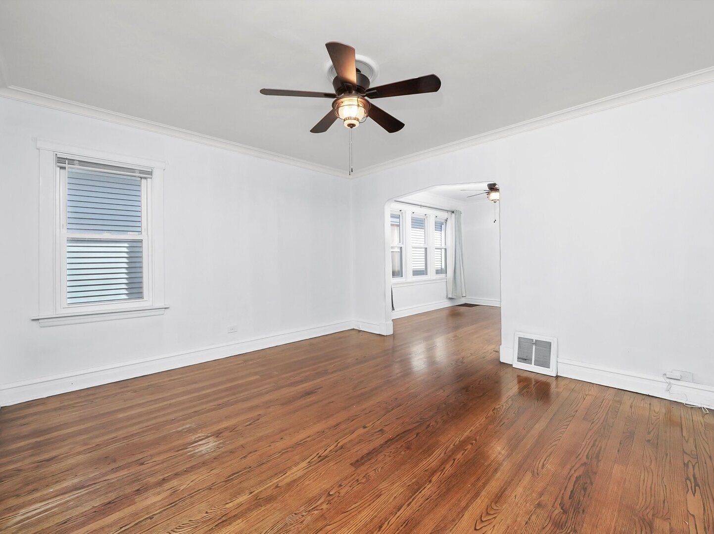 6245 West Byron Street Chicago, IL 60634 - Photo 15 of 41