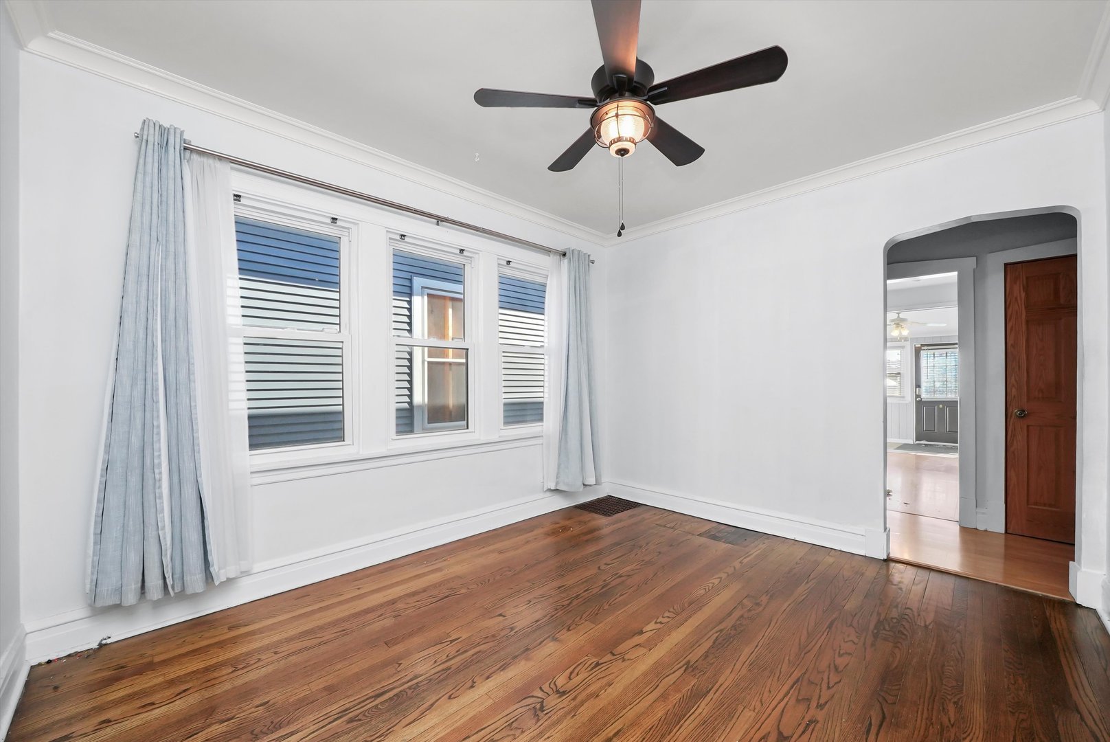 6245 West Byron Street Chicago, IL 60634 - Photo 16 of 41