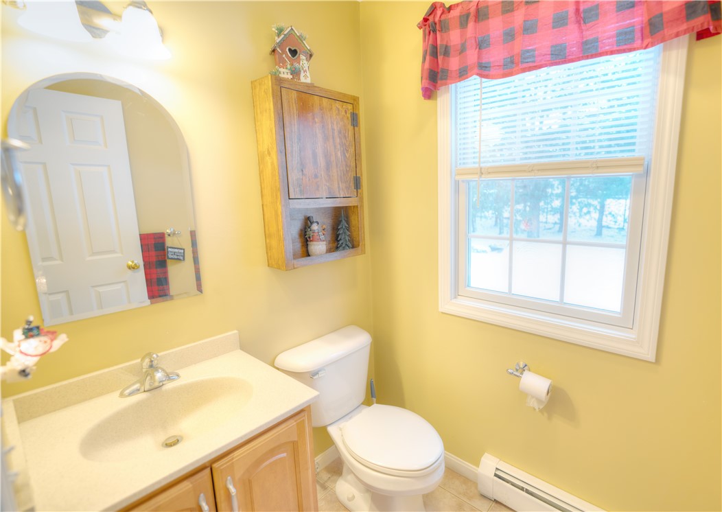 112 Alpine Estates Drive Cranston, RI 02921 - Photo 13 of 26 first floor