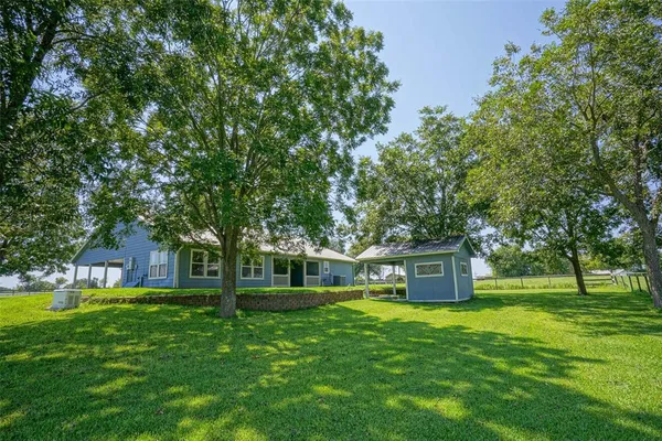 $525,000 | 15991 State Highway 30, Richards, TX 77873