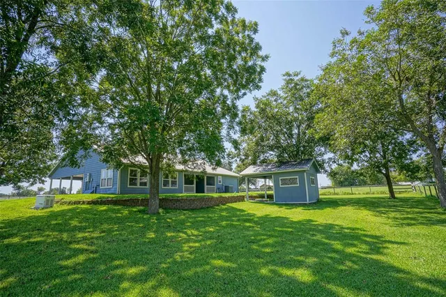 $525,000 | 15991 State Highway 30, Richards, TX 77873